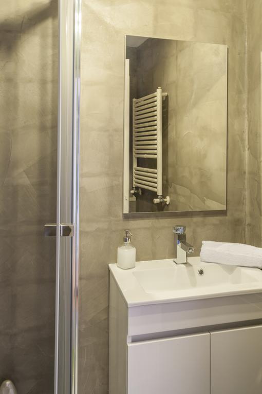 Contemporary Lisbon Apartment In Historical Chiado Dış mekan fotoğraf